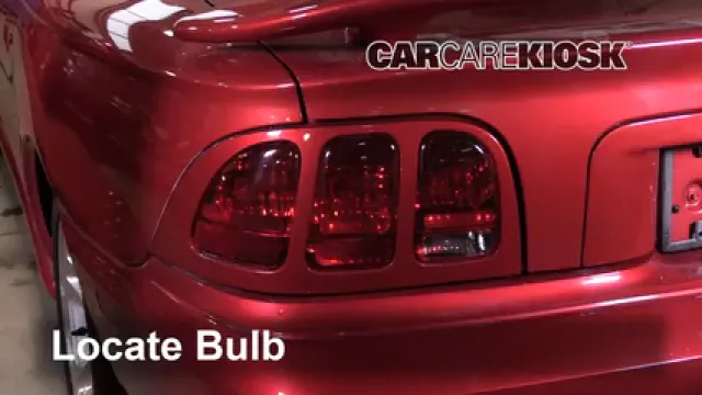 1998 Ford Mustang GT 4.6L V8 Convertible Lights Tail Light (replace bulb)